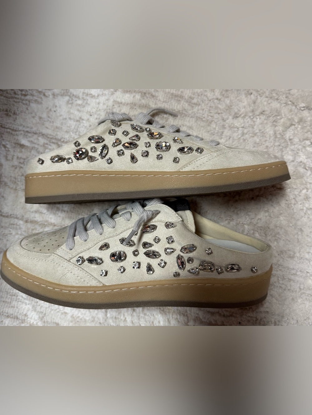 NWOT Mi iM Aloka Jewel Slip On Sneakers, Size 9! 🤩